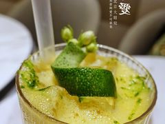春天-théATRE 茶聚场(王府中環店)