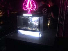-Club Queen皇后酒吧