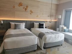 -上海佘山世茂艾美酒店
