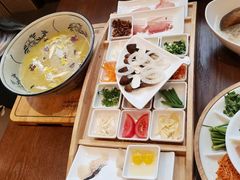 -芸南道·过桥米线(昆明老街旗舰店)