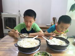 -贵州沾水米线(学田湾店)