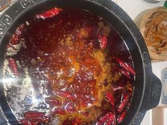 -卤校长老火锅(杨家坪直营店)