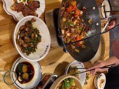-富正毅三下锅·湘西韵味(天门山索道店)