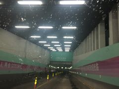 -白玉兰广场停车场