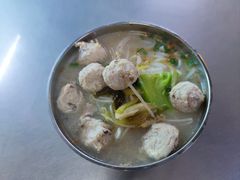 粿条汤-广场正宗原汁薏米店