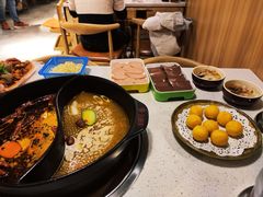 -五味缘小郡肝串串火锅(泛悦城市奥特莱斯店)