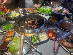 -汉金城海鲜烤肉自助百汇(威海威高广场店)