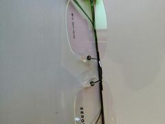 -爱视眸Eyeblling眼镜·依视路·蔡司镜片折扣店(百联南方商城购物中心)