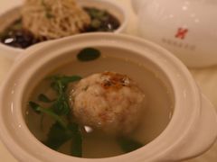 蟹粉狮子头-怡园饭店-餐厅(四望亭店)