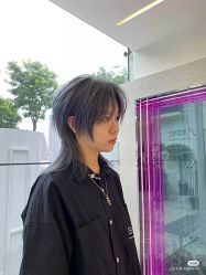 -时尚殿堂明星门店