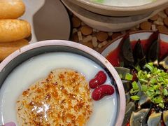 -叁煨蹄花·下饭盐帮菜(人民广场店)