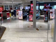 -日上免税店(三径路t3店)