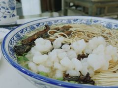 爆鳝虾仁面-伟记奥面馆(养育巷店)