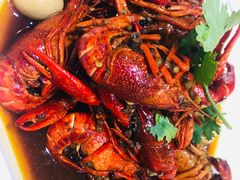 秘制油爆虾-辣螃铠盆盆蟹大排档(总店)