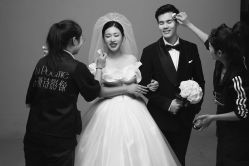 -乐派诗婚纱摄影