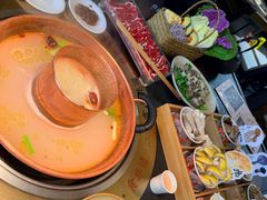 -菌自由丨野生菌火锅特色庭院餐厅(丽江古城店)