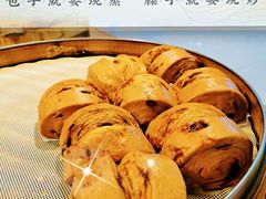 -李与白包子铺(桐梓林店)