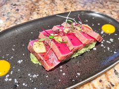 金枪鱼牛油果-BROWNSTONE布朗石西班牙餐厅(深圳湾店)