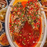 动车1⃣️小时打卡峨眉山zui好吃翘脚牛肉，馋哭   
