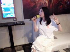 -悦SHOW 量贩式KTV(宝龙广场店)