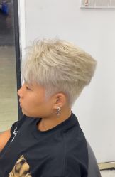 -乾健·烫染·接发SALON