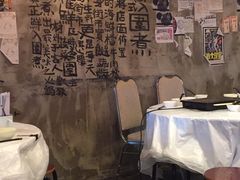 大堂-鲜入围煮花胶鸡海鲜火锅