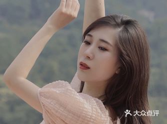 原来去网红地拍照可以约拍摄影师哦