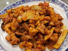 -金牌餐厅·天津菜·八珍豆腐·老爆三(瓷房子店)