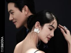 -雪中彩影婚纱摄影·微光艺术中心