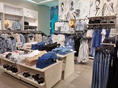 -H&M(鹏欣水游城店)