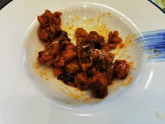 -侬佳蒸菜馆(听潮店)