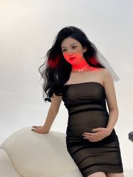 点击看大图 -十孕纪高端孕妇亲子摄影
