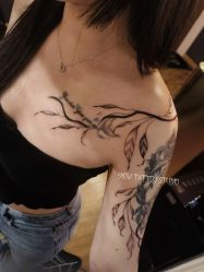 -SNOW TATTOO STUDIO