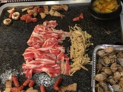 -小黑猪石板烤肉(皇冠花园店)