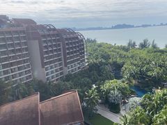 -三亚湾海居铂尔曼度假酒店