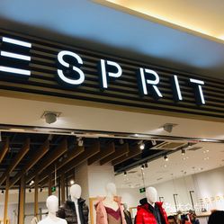 esprit(上地华联店)