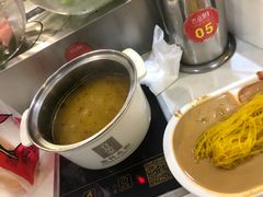 -百品聚旋转火锅(万德庄店)
