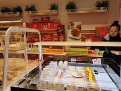面包甜点陈列柜-爱达乐面包生日蛋糕(十陵成大店)