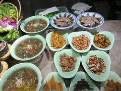 -海派美食·家宴海鲜青岛菜·石锅鲽鱼头(东方城店)