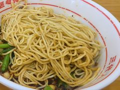 -叶伟胡辣壳面(两路口店)