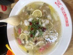 -乐达酸菜鱼面(山师东路店)