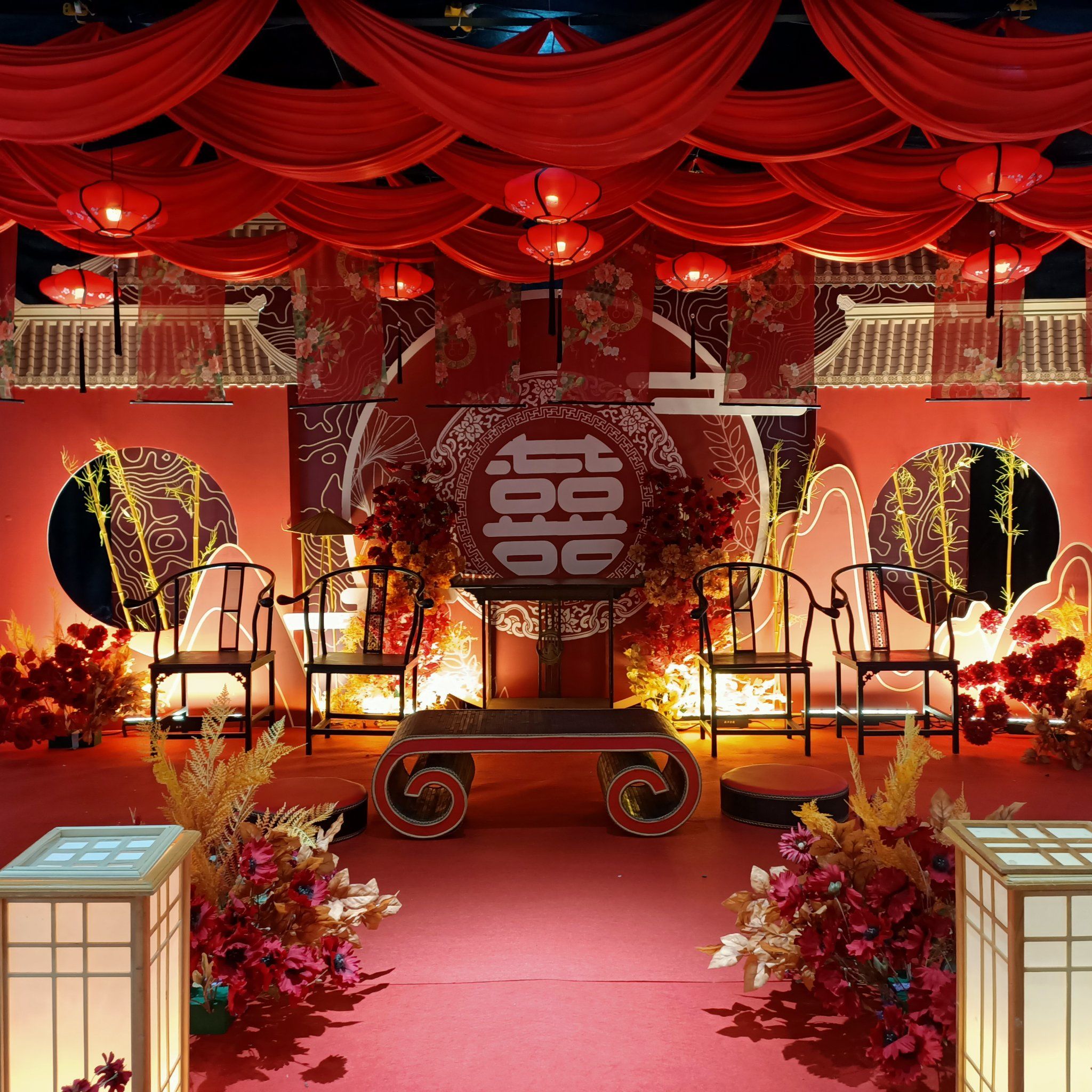 办婚庆中式婚礼还是一个不错的选择!