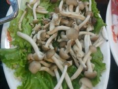 -呷哺呷哺(普陀乐购真北店)