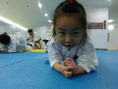 一大波萌娃-极真空手道修远道场