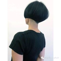 -唐荣护肤造型