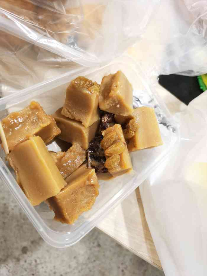 光头糖洋-"10块钱一大盒好喜欢的 找了好久77了微信.