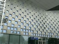 -东浩兰生上海世博展览馆