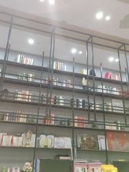 -马克男发时尚店