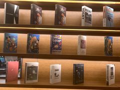 -上海三联书店READWAY(华中首店)