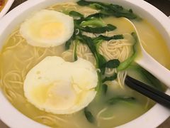 -上海玫瑰园度假酒店